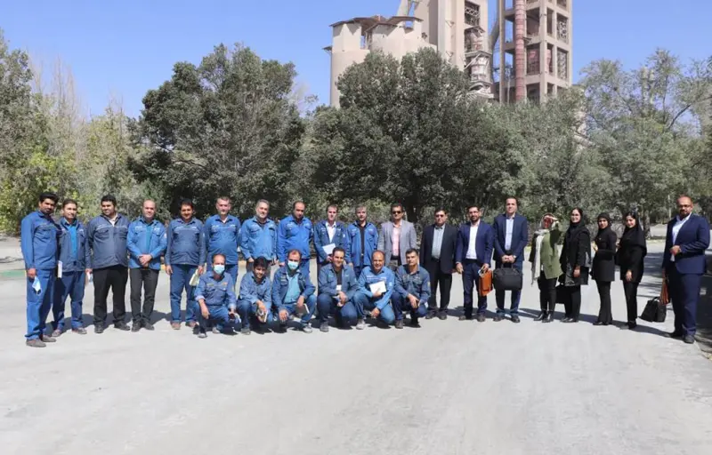 استخدام کارخانه سیمان تهران چگونه است؟