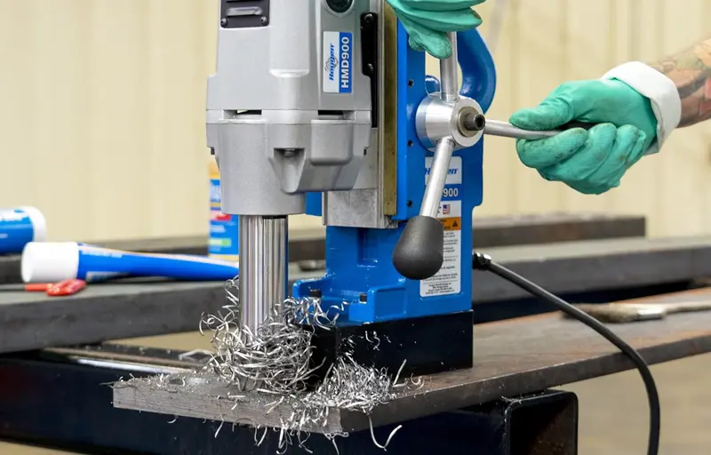 سوراخکاری و برش فلزات سنگین با چه ابزار و مته‌هایی انجام می‌شود؟